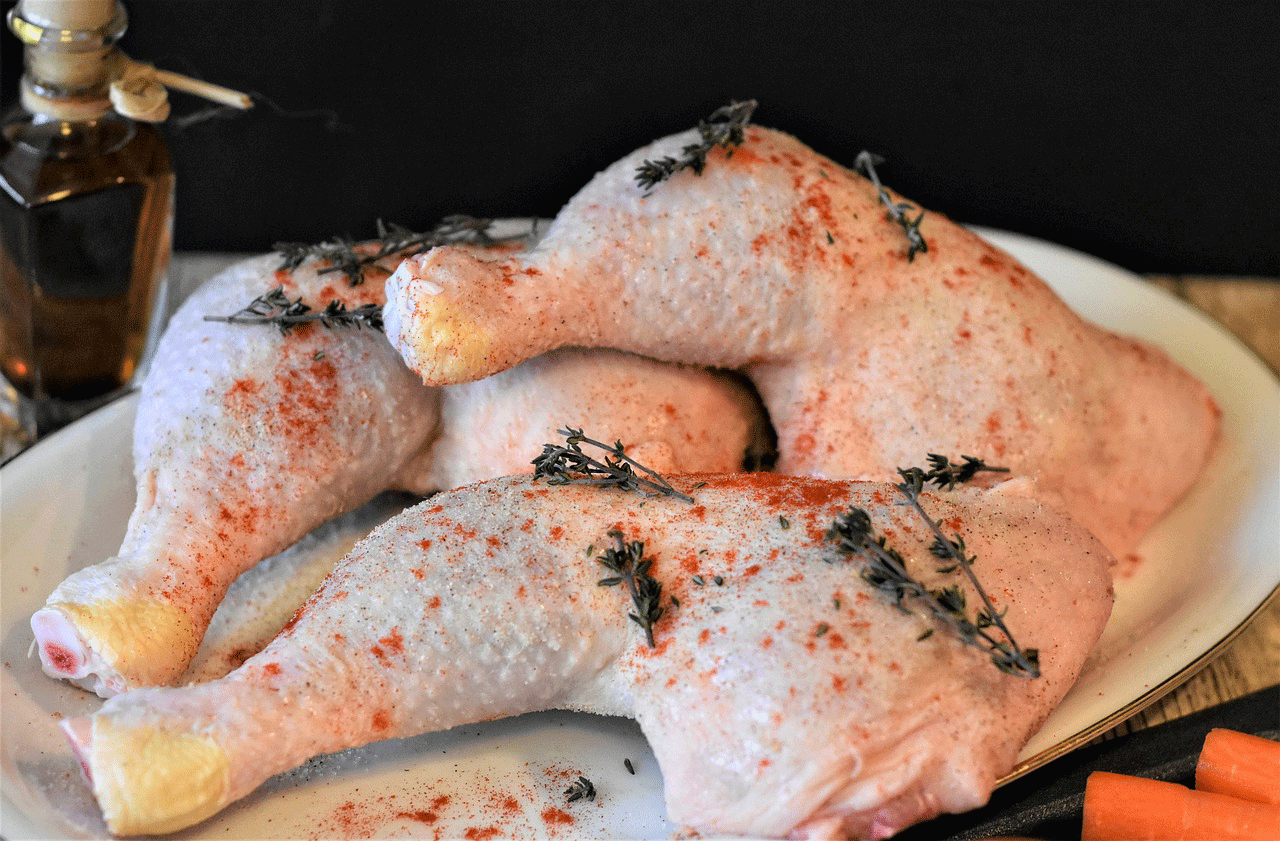 Köy Tavuğu Eti (1300-1500 Gr)